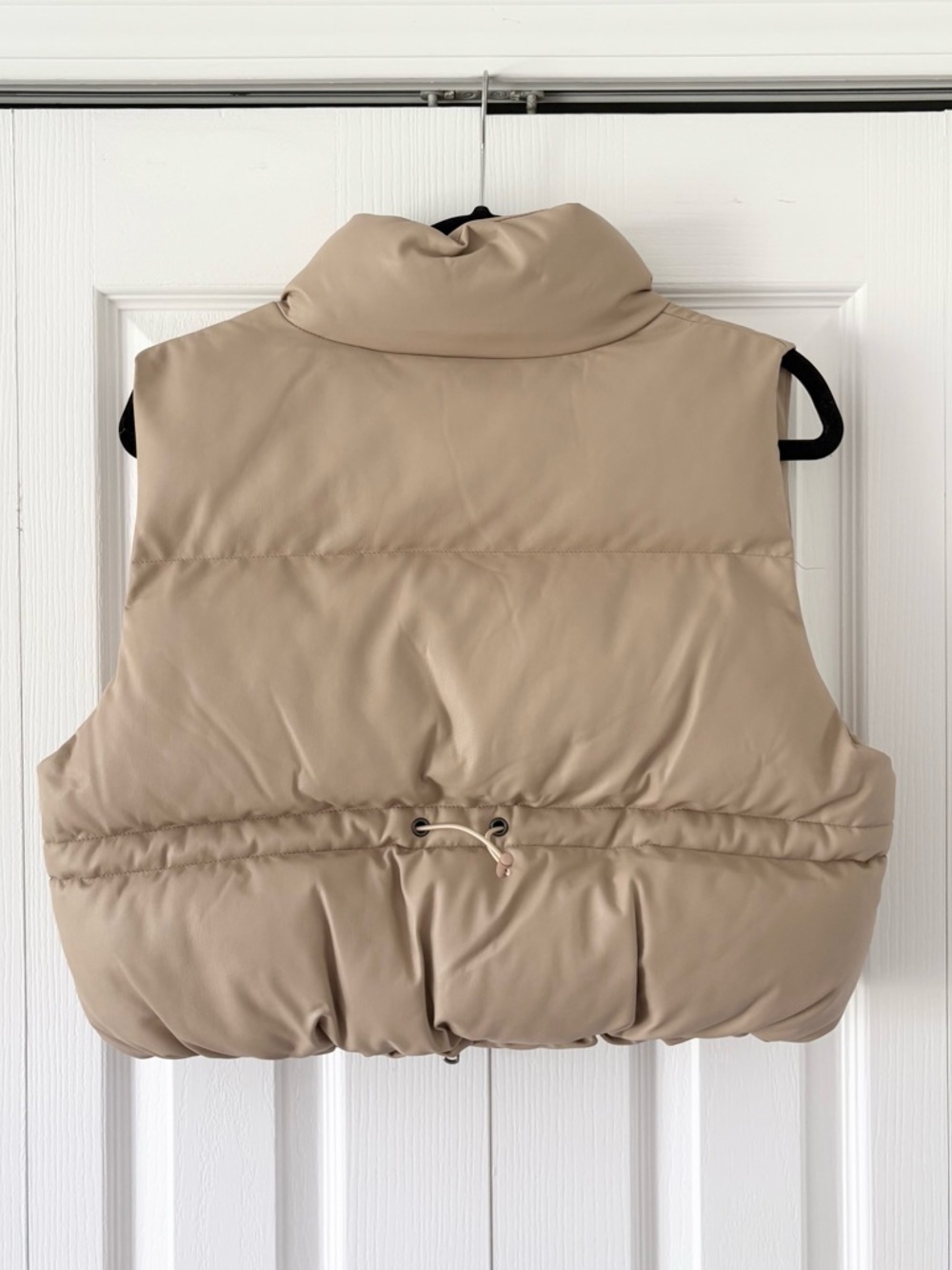 NWT Double Zero Cropped Beige Leather Puffer Vest - Picture 2 of 4